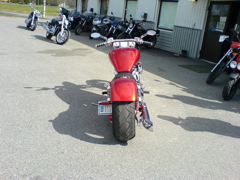 750mc_027.jpg