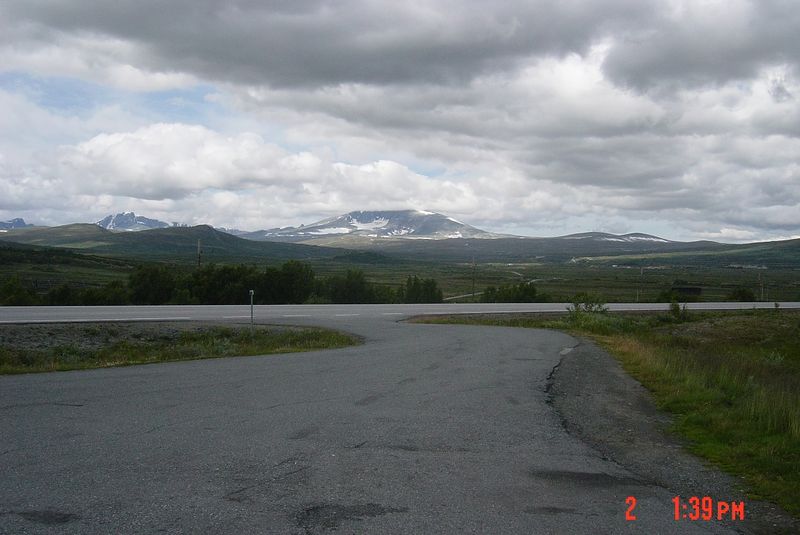 Ã–ver fjÃ¤llmassivet mot DombÃ¥s 
FrÃ¥n: 	Schassen 	(mÃ¥n 19 sep 2011 23.38.44)
Ã…Ã¥Ã¥Ã¥Ã¥Ã¥hhhhh!!!!! Fy fan va vackert! Fan va avis jag blir.
