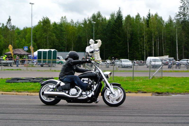 MÃ¤larenRunt-2012
Gusten Gasar pÃ¥ med sitt "FatAss"
