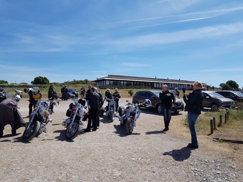 Lunch pÃ¥ Hoburg
Fotograf: Sissel
Nyckelord: Ã¥rstrÃ¤ff2018