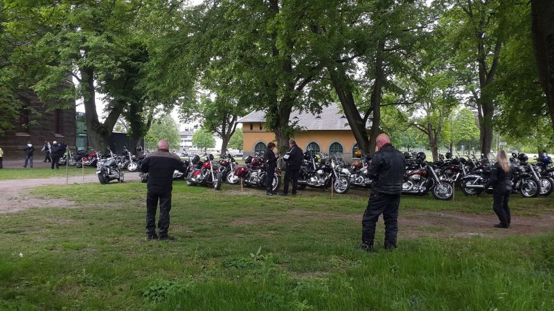 Lunchstopp pÃ¥ SÃ¶dra Vattentornet i Ã–rebro
Fotograf: Orre
Nyckelord: Ã¥rstrÃ¤ff2017